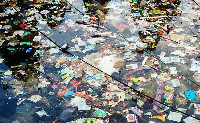 Пластиковый мусор в океане, фото фотография 